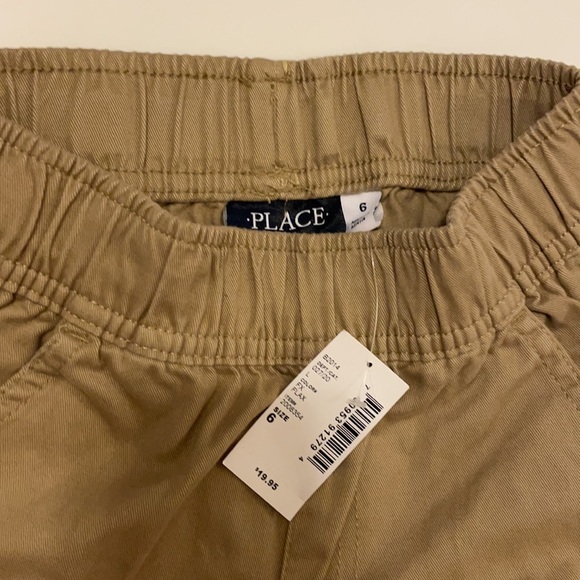 Boy’s khaki pants by The Children’s Place. - Picture 4 of 5